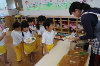 自園給食に想う