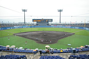 夏の高校野球始まる