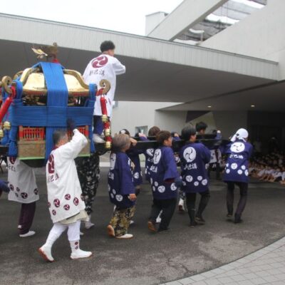 大神輿来園